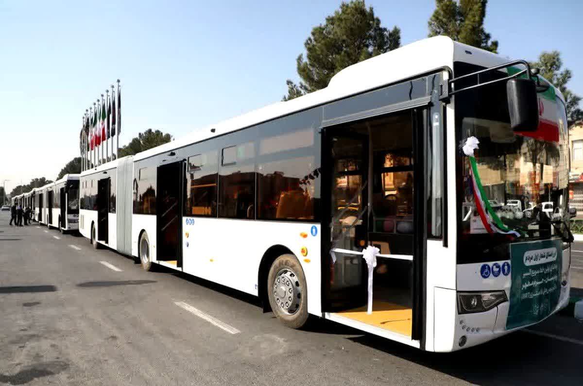 ورود ۵ اتوبوس ۱۸ متری دوکابین به ناوگان حملونقل عمومی قم ورود ۵ اتوبوس ۱۸ متری دوکابین به ناوگان حملونقل عمومی قم